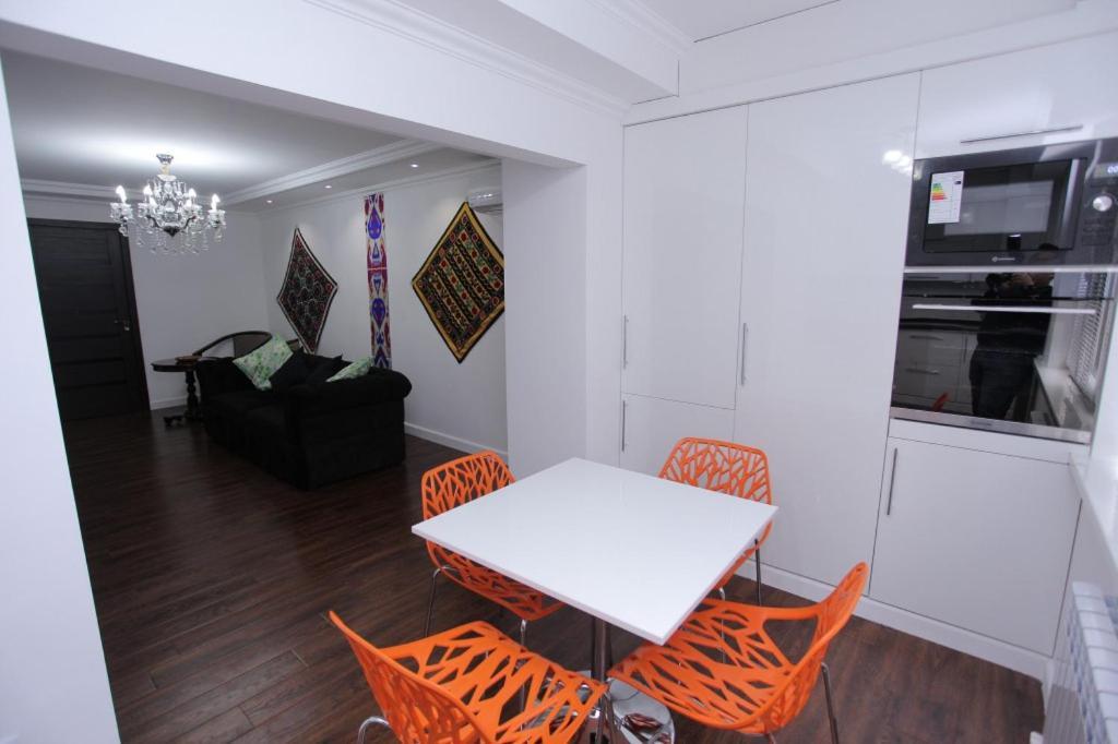 Overlooking Registan Square Luxury 2 Bedrooms Apartment Samarkand Exteriör bild